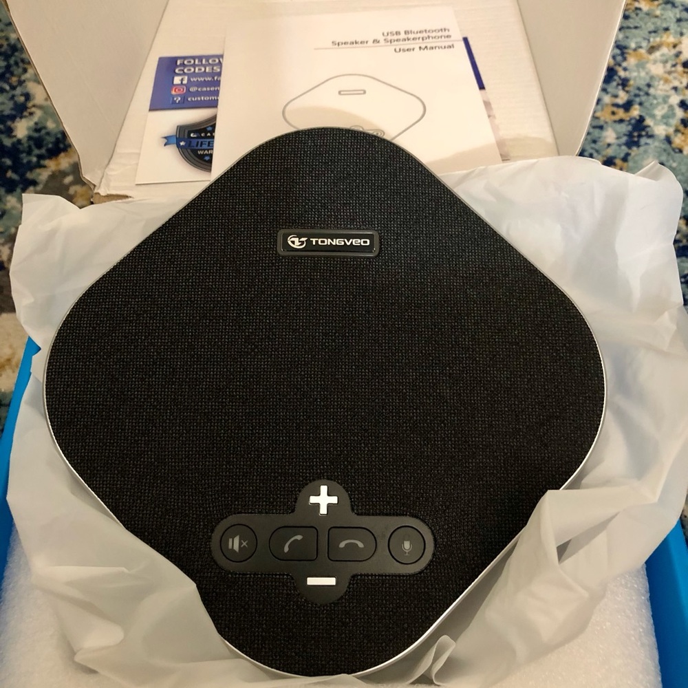 Tongveo. Conference speakerphone